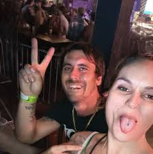 Hillbilly Jimi made it to America! Might not make it back though 👀🤣🔫💥