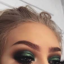 green smokey eye makeup for green eyes