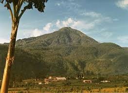 Yang telab menguasai cina selama seratus tahun. Gunung Lawu Wikipedia Bahasa Indonesia Ensiklopedia Bebas