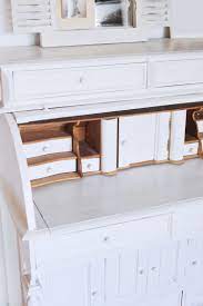 Home decorating style 2020 for kiefer massiv möbel weiß streichen, you can see kiefer massiv möbel weiß streichen and more pictures for home interior designing 2020 at dolce vizio tiramisu. Diy Alte Dunkle Mobel Mit Weisser Farbe Neu Streichen Bonny Und Kleid