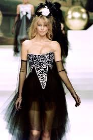 We did not find results for: Claudia Schiffer Starportrat News Bilder Gala De
