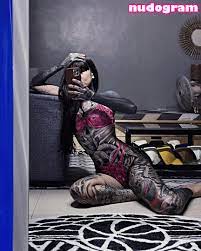 Tatted pench nude - sushikoi.mx