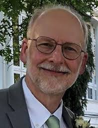 Scott Epstein's Instagram, Twitter & Facebook