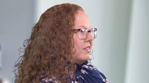 Crystal Mounts's Instagram, Twitter & Facebook