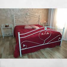 Le testate in ferro battuto vengono sempre abbinate ad armadi ed altri complementi d'arredo che. Letto Matrimoniale Ferro Battuto Avorio Oro Ginestra