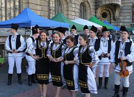 24 iunie este o zi cu dublă semnificație. 24 Iunie De Sanziene Dragaica Sarbatorim Ziua Universala A Iei Stiriagricole Ro