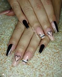 Ver más ideas sobre manicura de uñas, manicura, diseños artísticos en uñas. Nails Unas Acrilicas Con Tonos Negro Y Blanco Con Facebook