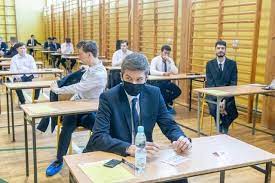 W tym artykule sprawdzisz dokładny harmonogram egzaminów, terminy sesji poprawkowej, a także dowiesz się. 1ki8mo7s1emypm