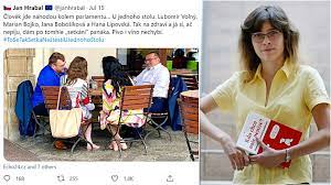 Na jedné straně totiž tvrdila, že podepsala „mlčenlivost, takže o této věci nemohu konkrétně příliš mluvit, ale zároveň přišla s řadou konkrétních obvinění. Lipovska Na Schuzce S Volnym A Bobosikovou Lakali Ji Na Kandidatku K Csakove Expres Cz