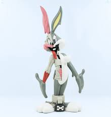 Wb Get Animated Bugs Bunny 13 Inch Vinyl Figure By Pat Lee X Soap Studio Vinyl Art Toys Vinyl Figures Bugs Bunny