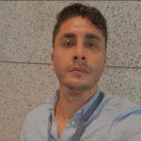 100+ perfiles de «Constructor»