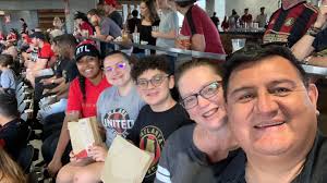 Tony Cuellar (@aecuellar)