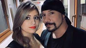 The first year was very difficult because it was a shock, and especially because of the tabloid storm. Bohus Matus 46 Se Poprve Stane Tatou Jeho O 29 Let Mladsi Lucinka Je Tehotna Extra Cz