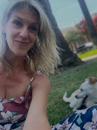 Tess Barker (@tesstifybarker) • Instagram photos and videos