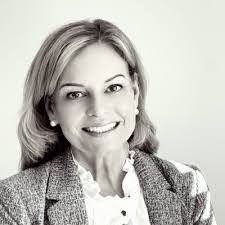 Amy Kirkbride's Instagram, Twitter & Facebook