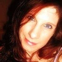 The Queen Bee of Bridgeton (Dancing Dream, #1) by Leslie DuBois