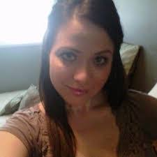 Candice Warfield's Instagram, Twitter & Facebook