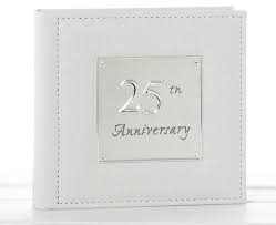 De curiozitate cati bani trebuie la o nunta cu 117 invitati.meniul e urmatoarul: Cadouri Pentru Nunta De Argint Recomandate De Juliana