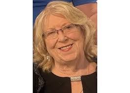 Suzanne Allison's Instagram, Twitter & Facebook