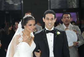 تصدر اسم الفنانة شيرين رضا، زوجة الفنانة المصري عمرو دياب الأولى، وابنتهما الوحيدة نور، حديث الجمهور عبر. Ø±Ù†ÙŠÙ… Ø§Ù„ÙˆÙ„ÙŠÙ„ÙŠ ÙˆØ·Ø§Ø±Ù‚ Ù…Ø¤Ù…Ù† Ù‚ØµØ© Ø­Ø¨ Ø¬Ø¯ÙŠØ¯Ø© ØªØ³Ø·Ø¹ ÙÙŠ Ù…Ù„Ø§Ø¹Ø¨ Ø§Ù„Ø¥Ø³ÙƒÙˆØ§Ø´ Ø³ÙˆØ¨Ø± ÙƒÙˆØ±Ø©