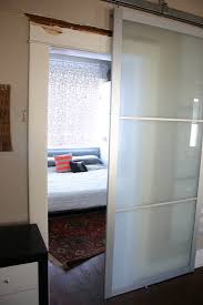 Pax Armoire Doors Get New Life As Barn Doors Ikea Hackers Ikea Schrankturen Schiebetur Raumteiler Schlafzimmer Schrankturen