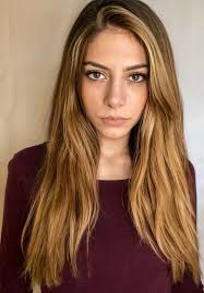 Alexandria Victoria's Instagram, Twitter & Facebook