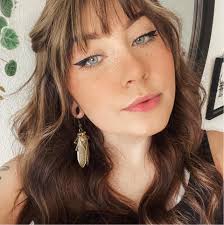 100% purple fairy vibes today!! And yes I colored my hair purple just for  this look ✨