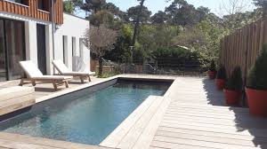 Plage de piscine en bois sans margelle nouveau terrasse. Travaux D Espaces Verts Pour Particuliers Au Bassin D Arcachon Bardo Paysage