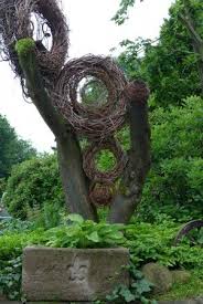 Baumstamm Verschoenerung Gartenskulptur Garten Gartenskulpturen