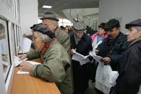 Angajat pensionar limita de varsta. CreÈ™te Varsta De Pensionare La CaÈ›i Ani Vor IeÈ™i La Pensie Femeile È™i BÄƒrbaÈ›ii Din Romania