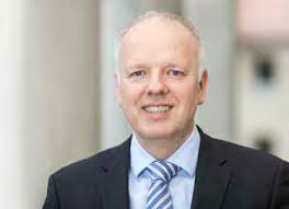 Ein Verband. Viele Köpfe.