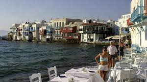 Απόφαση αναστολής λειτουργίας των beach bar «nammos» και premium. Music Banned On Mykonos In New Covid 19 Restrictions Ekathimerini Com