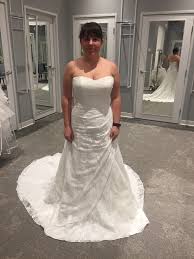 Curly hair fashion model face smiling. Love My Dress But Hate How I Look The Knot Community
