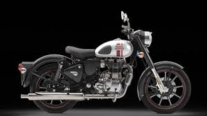 Once, you ride the bullet 500, you will instantly feel that massive torque surge right from the lower rev range. Royal Enfield Bikes Now Costlier In India Updated Price List Here