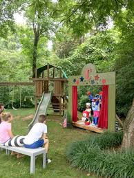 Los juegos de patio son diversos y estos se realizan en diversos lugares, los elementos que se utilizan mayormente para los juegos de patio son: 180 Ideas De Patio De Juegos Decoracion De Unas Juegos De Patio Patios De Recreo