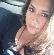 Karina Velarde's Instagram, Twitter & Facebook