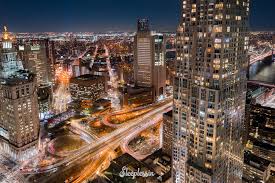 Nightlife in new york city is one of the best things to experience. Great Night Photos Of Beautiful New York City Buildings