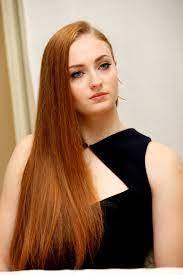 Pin On Sophie Turner