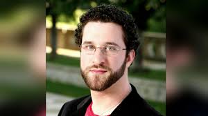 Dustin diamond, the former child actor who found fame on the enduring nbc saturday morning sitcom saved by the bell but struggled to find work in later years, died on monday in florida. Saved By The Bell Star Dustin Diamond Dies At 44