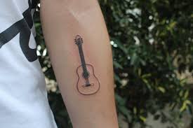 Guitar Tattoo Dovme