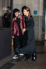 The singer, 28, becomes visibly enraged and starts swearing at the. Gigi Hadid And Zayn Malik Match In Black Outfits During Pda Filled Date