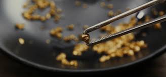 Most archaeologists believe that most of the gold came from mines along the nile river, with some mines located as far as 800 miles south of cairo. Finding Gold On Earth Gold In The Uk Gold Investments