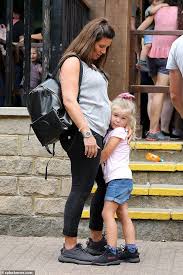 Jamie vardy (born 11 january 1987) is a british footballer who plays as a striker for british club leicester city. Rebekah Vardy Showcases Her Baby Bump As She Cuddles Up To Daughter Sofia 5 During Family Day Out Daily Mail Online