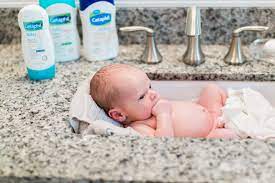 If you deliver your baby to a hospital, the nurses will help clean the amniotic fluid so there will be. 8 Tips For Baby S First Bath Baby Chick