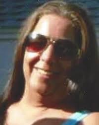 Lori Blanchette's Instagram, Twitter & Facebook