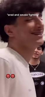 Edwinas just happy to be there😂 @Arad🐺 @⚠️ ZAVALA ⚠️ @EdwinRG🥷 #arad  #edwin #zavala