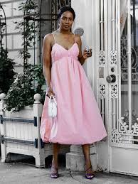 I M 56 Live In Nyc And Wear These 7 Dress Outfits All The Time In 2020 Dresses Stylish Midi Dress Dress Outfits