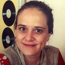 Tanya Sadler's Instagram, Twitter & Facebook