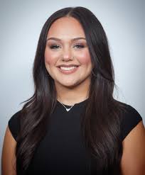 Isabella Brewer ✨ Bella ✨ Pass Christian, MS With over 2.5 years of  experience behind the chair, Bella Brewer is your go-to for highlights,  haircuts, and all things hair. Based in Gulfport,