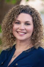 Nicole Gable's Instagram, Twitter & Facebook